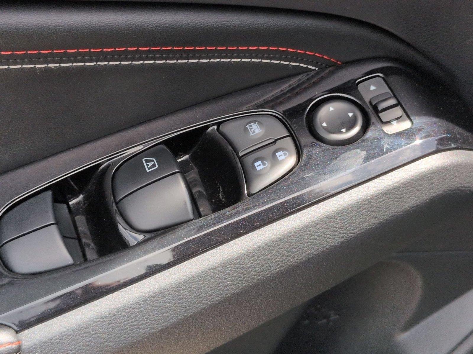 Used 2023 Super Black Nissan 2.5 SR image 16