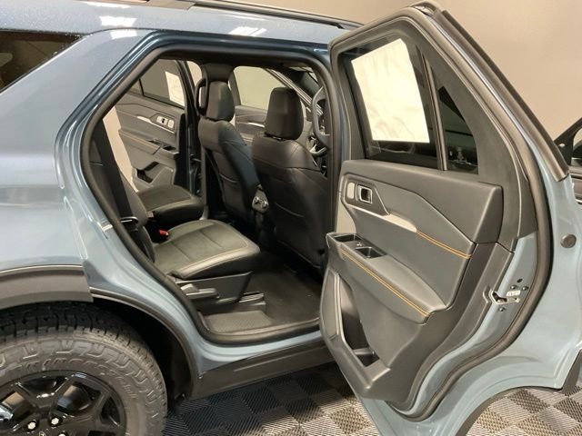 New 2026 Vapor Blue Metallic Ford Tremor® image 26