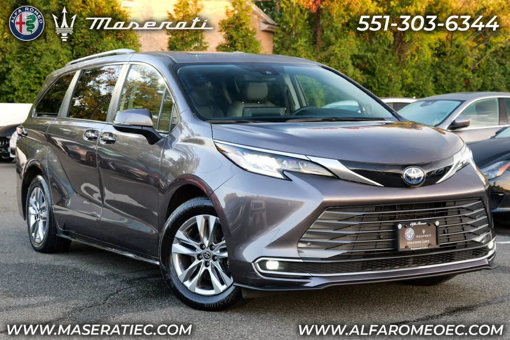 2023 Toyota Sienna Limited