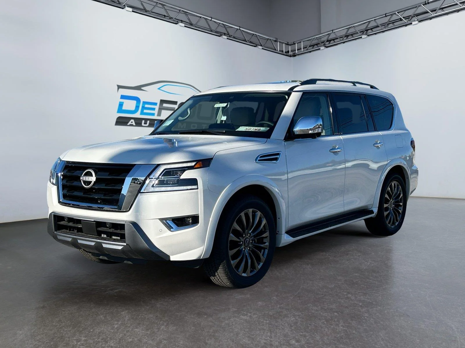 Used 2023 Aspen White Tricoat Nissan Platinum image 7