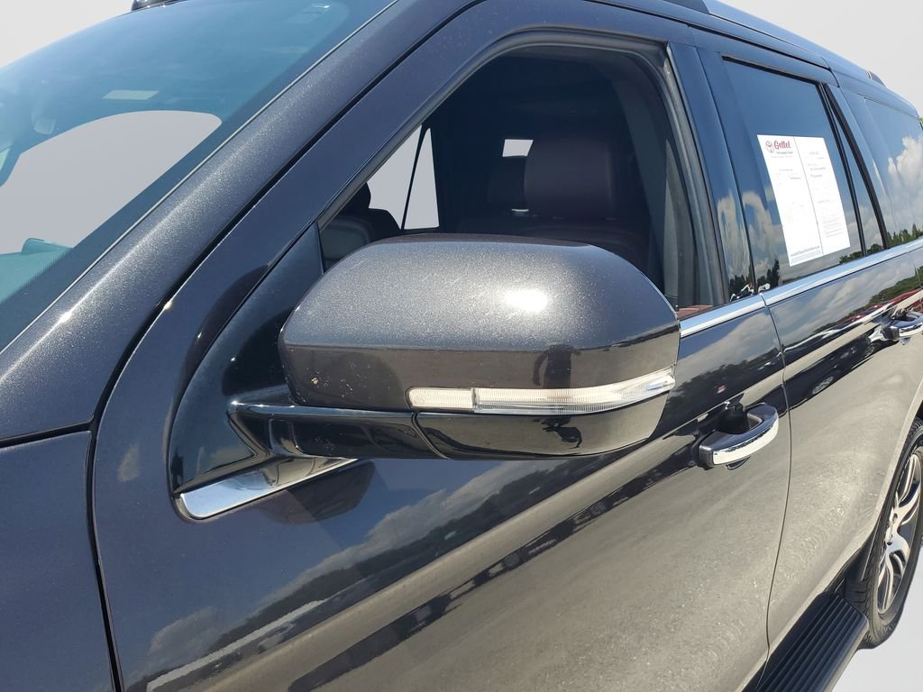 Used 2024 Gray Ford Limited image 33