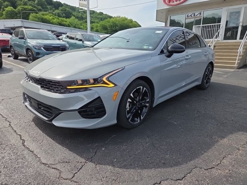 Used 2024 Gray Kia GT-Line image 3