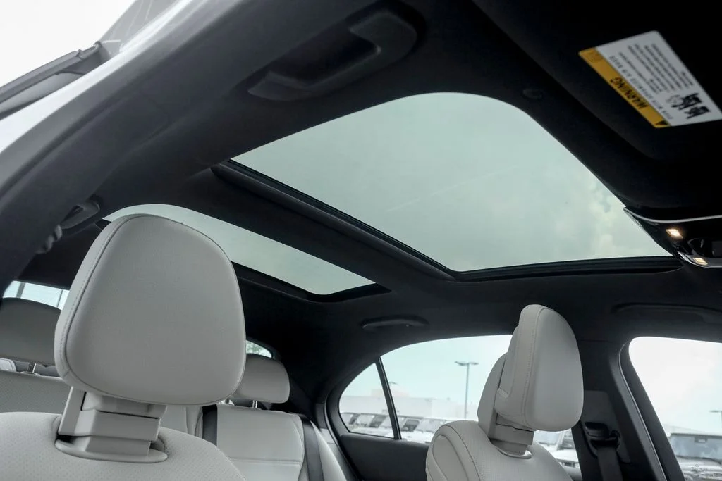 New 2026 Polar White Mercedes-Benz C 300 image 21
