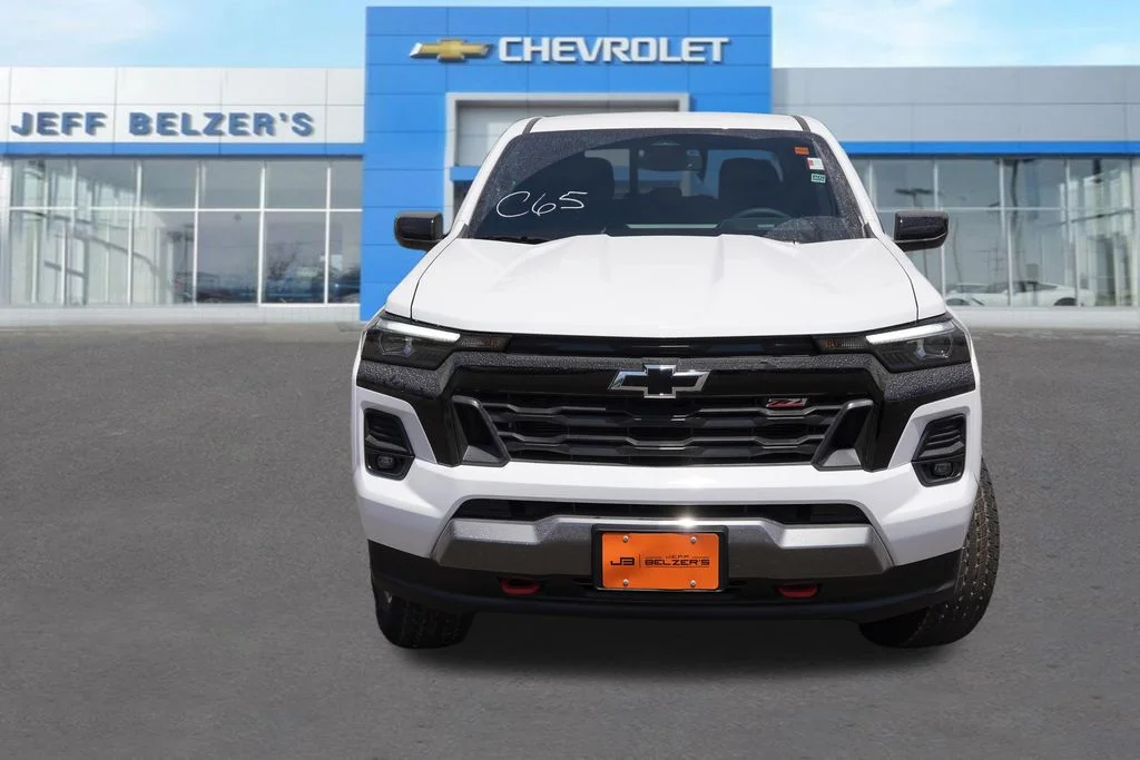 2026 Chevrolet Colorado Z71 - Photo 8