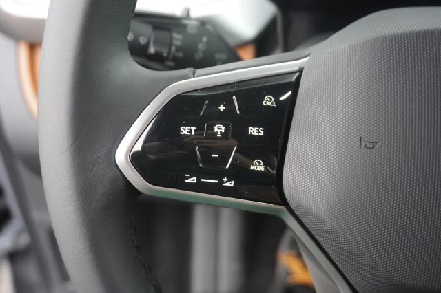 2025 Volkswagen ID. Buzz PRO S - Photo 24