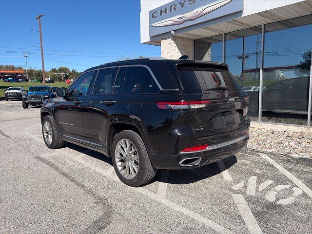 Used 2024 Black Jeep Summit image 2