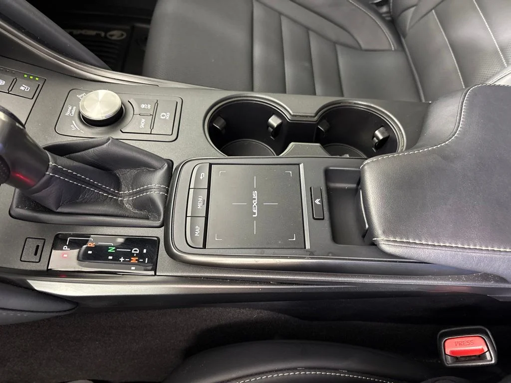 Used 2024 White Lexus 500 F SPORT Performance Premium image 46