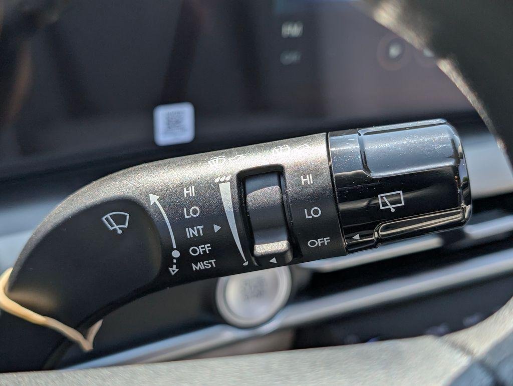 New 2026 Gray Hyundai SE FWD image 34