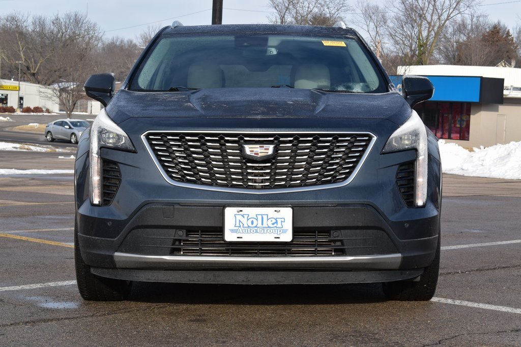 Used 2019 Cadillac XT4 Premium Luxury with VIN 1GYFZCR42KF101011 for sale in Kansas City