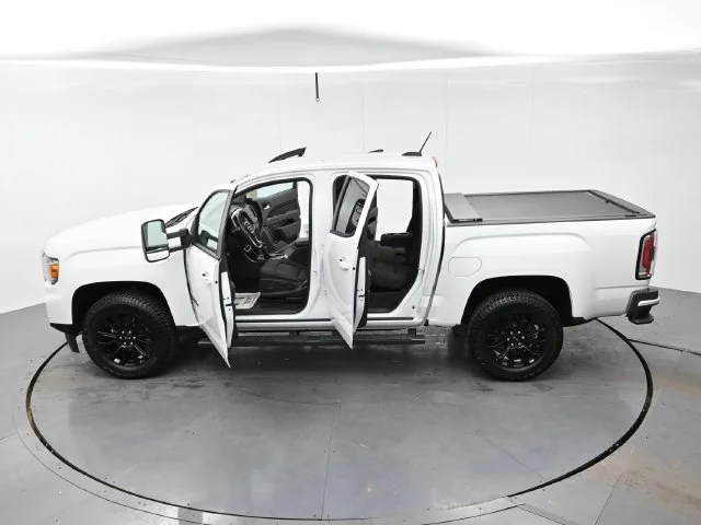 Used 2022 SUMMIT WHITE GMC 2WD Elevation image 38