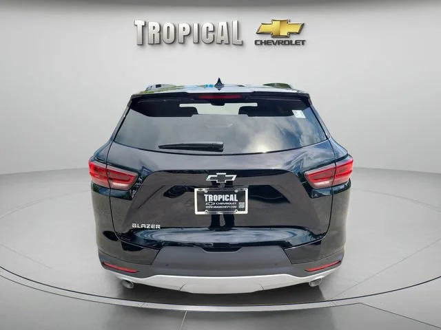 New 2026 Black Chevrolet 2LT image 4