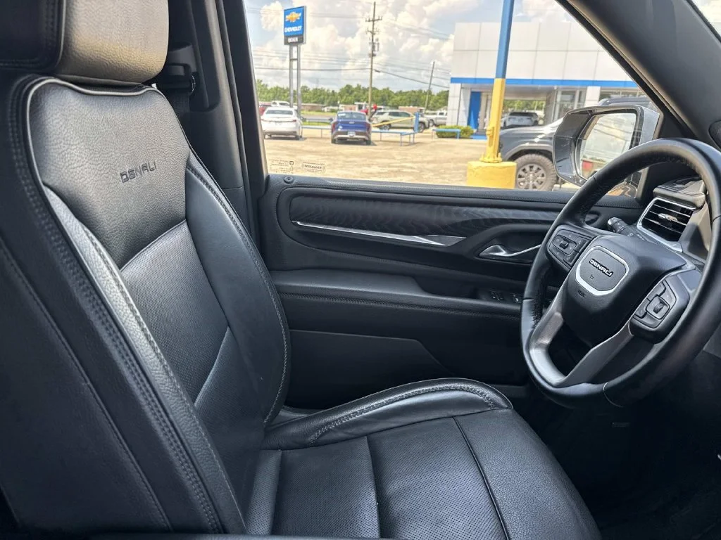 Used 2024 Silver GMC Denali image 27