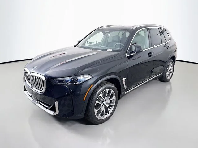 Used 2026 Black BMW xDrive40i image 3