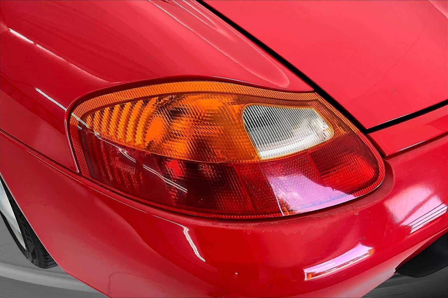 Used 2001  Porsche  image 24