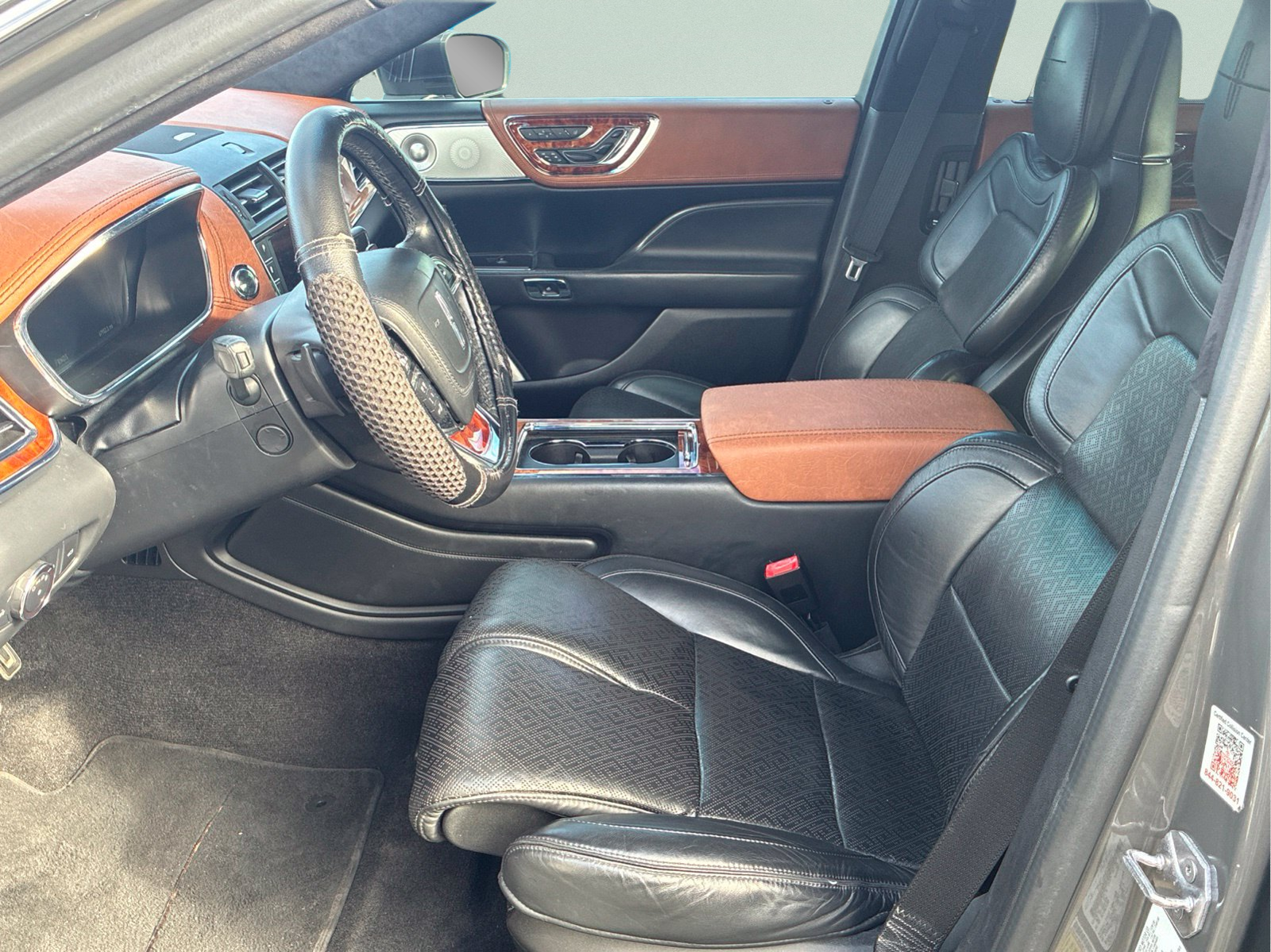 Used 2020 Gray Lincoln Black Label image 9