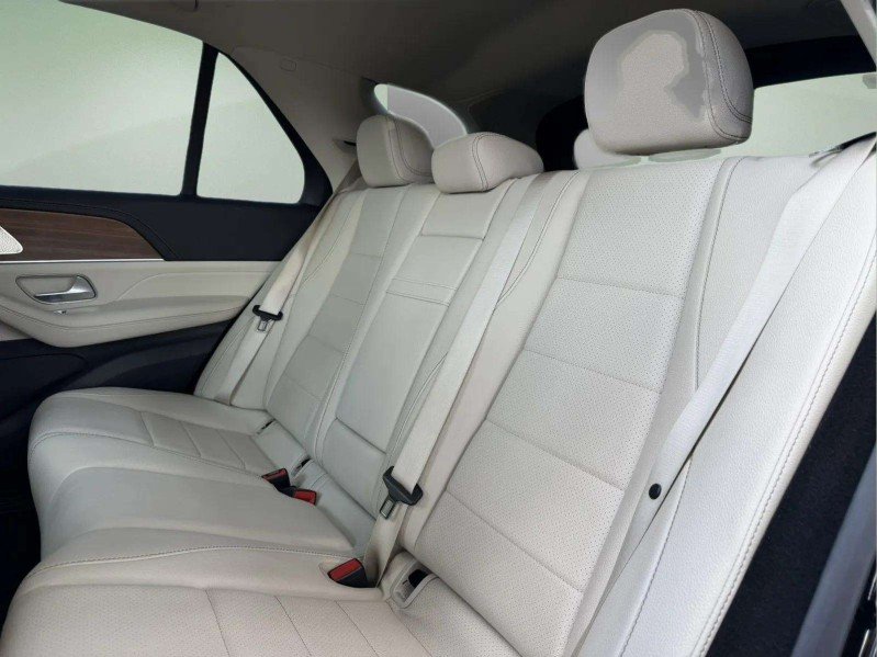 Used 2022 Black Mercedes-Benz GLE 350 image 22