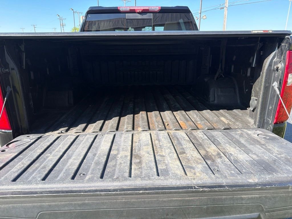 Used 2023 Black Chevrolet ZR2 image 16