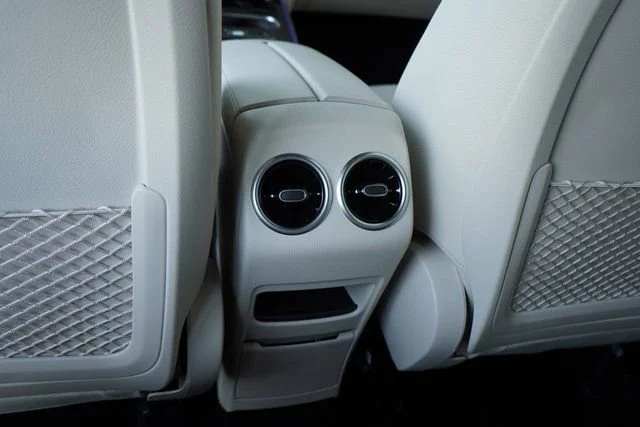 Used 2026  Mercedes-Benz GLB 250 image 29