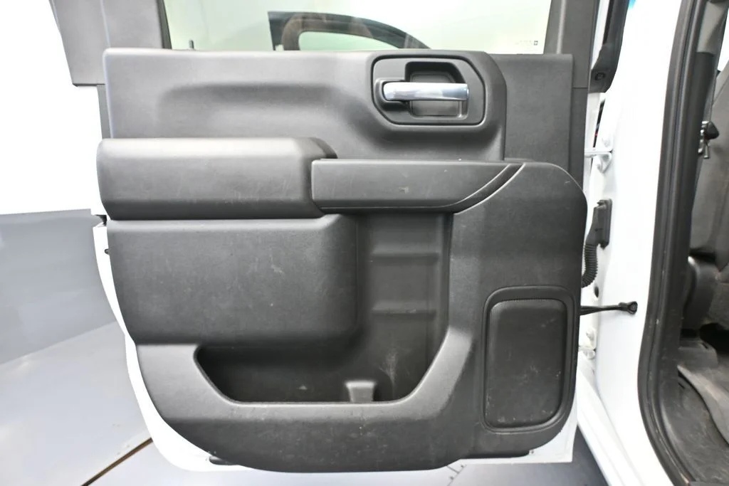 Used 2023 White Chevrolet LT image 38