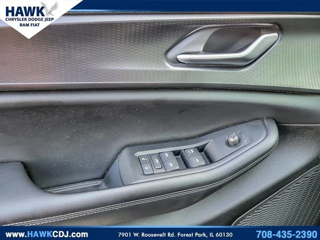 Used 2024 Red Jeep Altitude X image 14