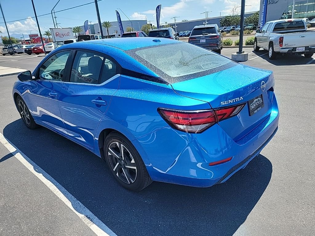 Used 2024 Blue Nissan SV image 4
