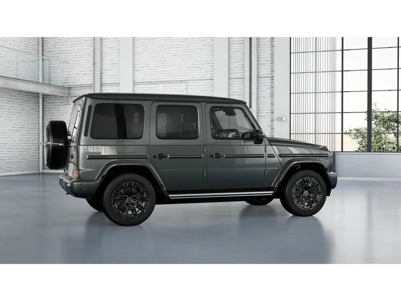 New 2027 MANUFAKTUR Graphite Metallic Mercedes-Benz G 580 image 18