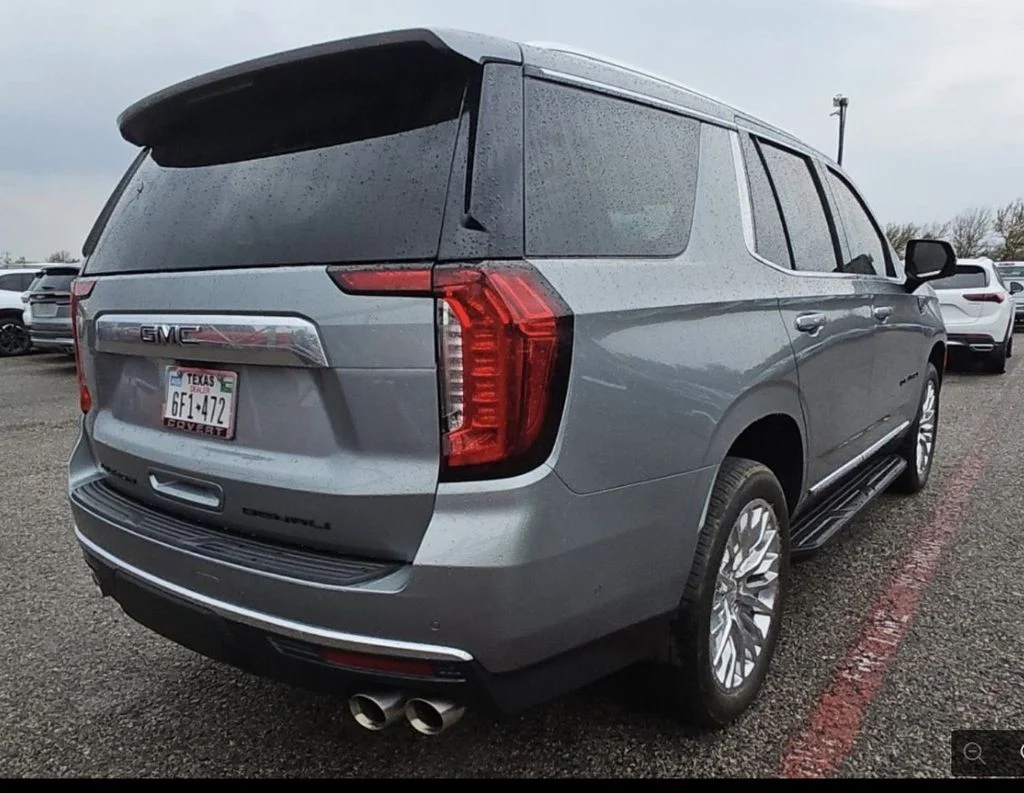 Used 2024 Silver GMC Denali image 6