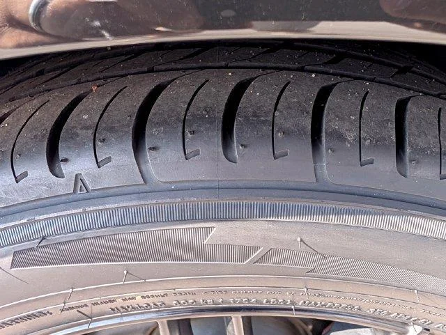 Used 2021 BLACK Chevrolet 1LT image 28