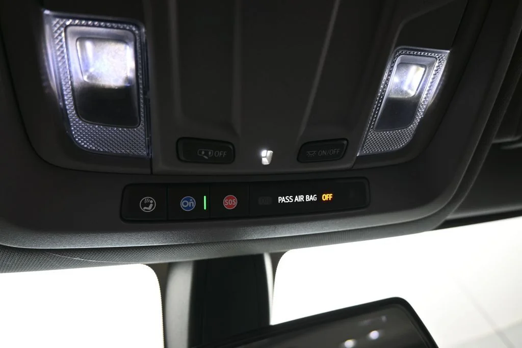 Used 2021 Summit White Chevrolet Custom Trail Boss image 31