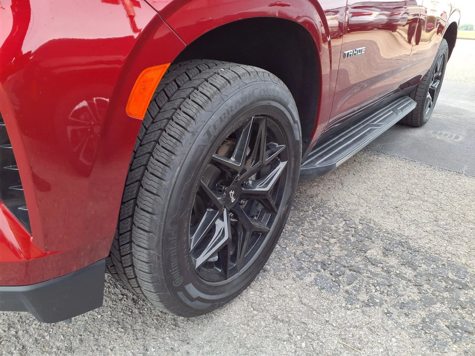 Used 2021 Cherry Red Tintcoat Chevrolet LT image 18