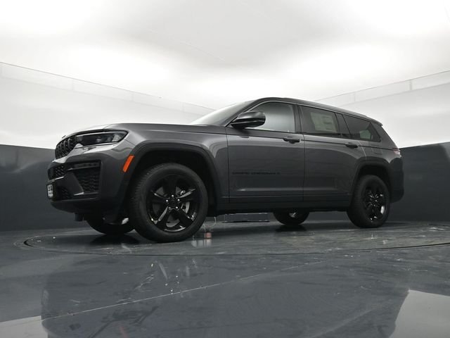 New 2026 Baltic Gray Metallic Clear-Coat Exterior Paint Jeep Limited image 20