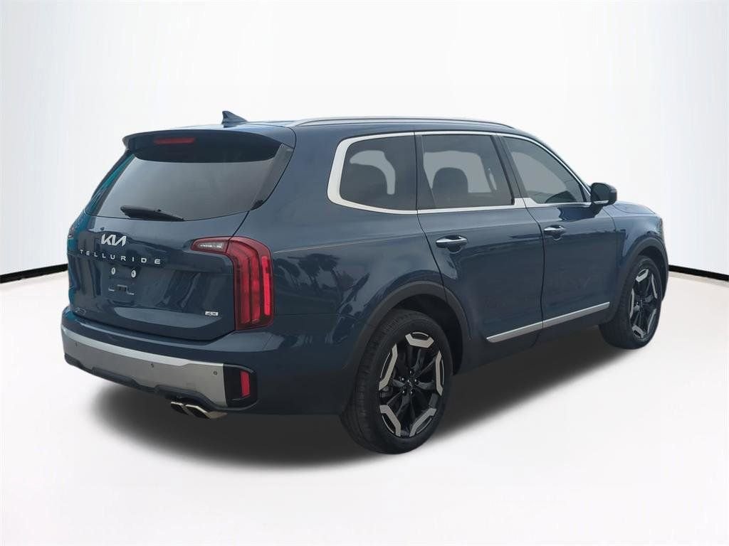 2023 Kia Telluride S - Photo 5
