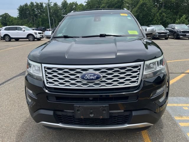Used 2017 Shadow Black Ford Platinum image 8