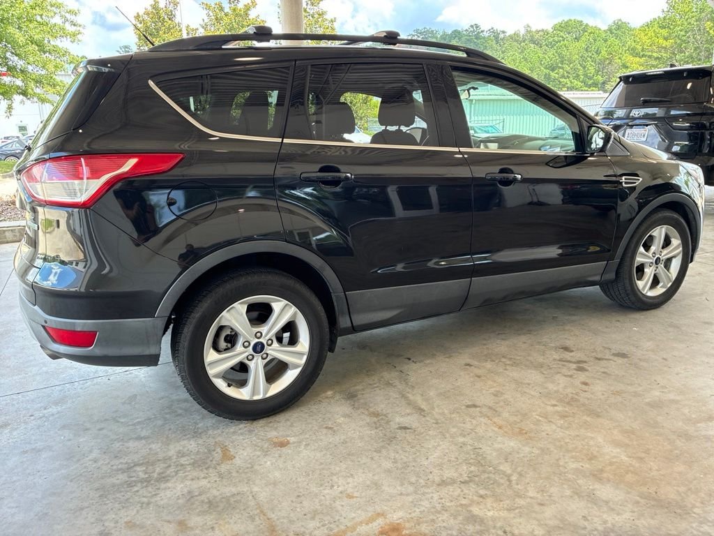 Used 2014 Black Ford SE image 3