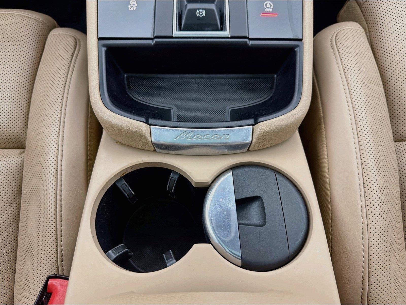 Used 2023 White Porsche  image 21