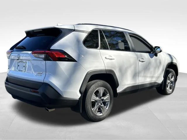 Used 2024 White Toyota XLE image 12