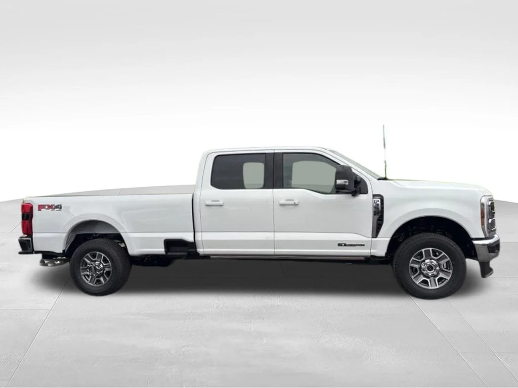 New 2026 White Ford Lariat image 4