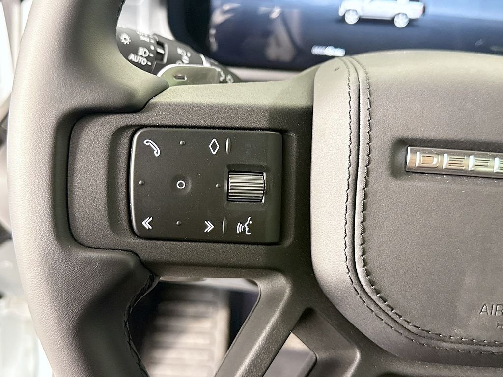 New 2026 Fuji White Land Rover V8 image 12