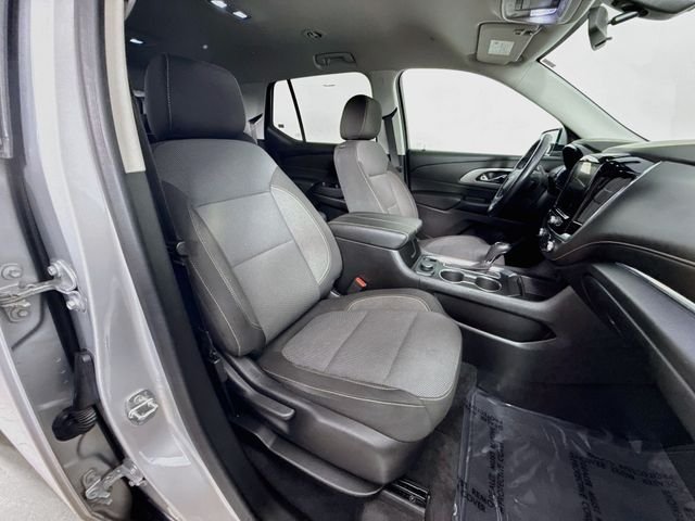 Used 2020 Silver Chevrolet LT image 28