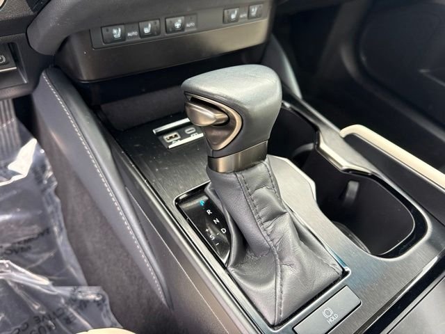Used 2024 Black Lexus 350 image 25