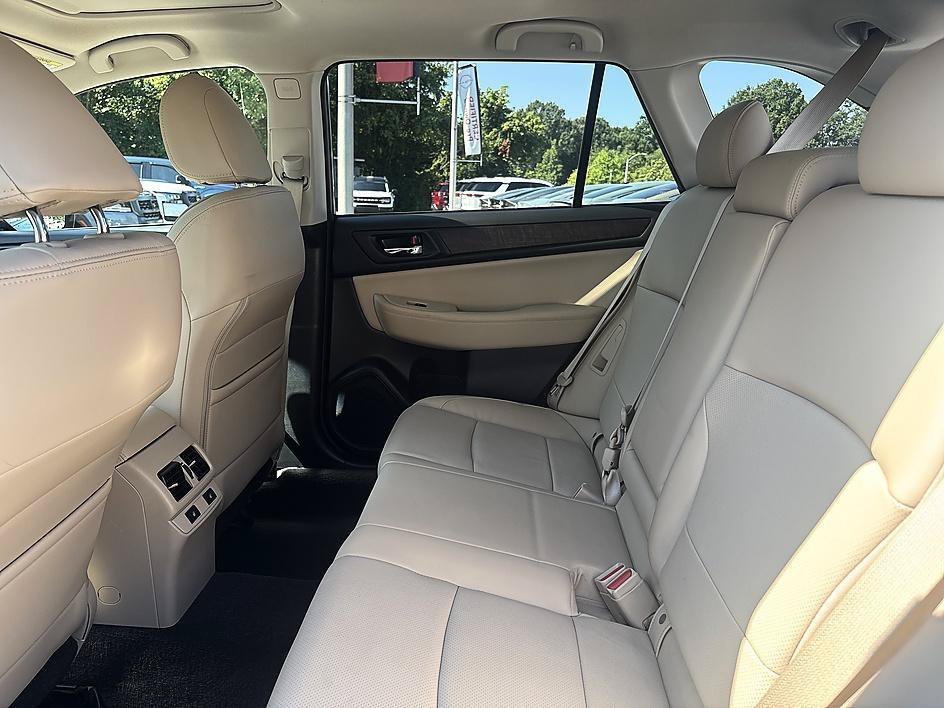 Used 2017 Twilight Blue Metallic Subaru Limited image 20