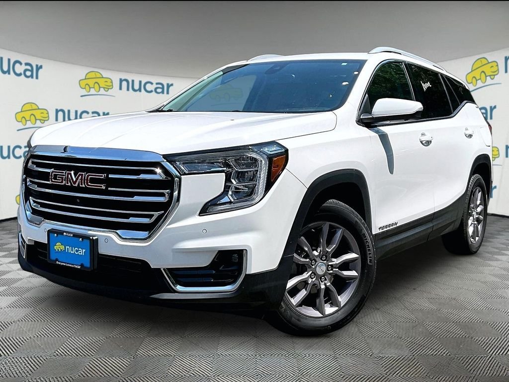 Used 2023 White GMC SLT image 3
