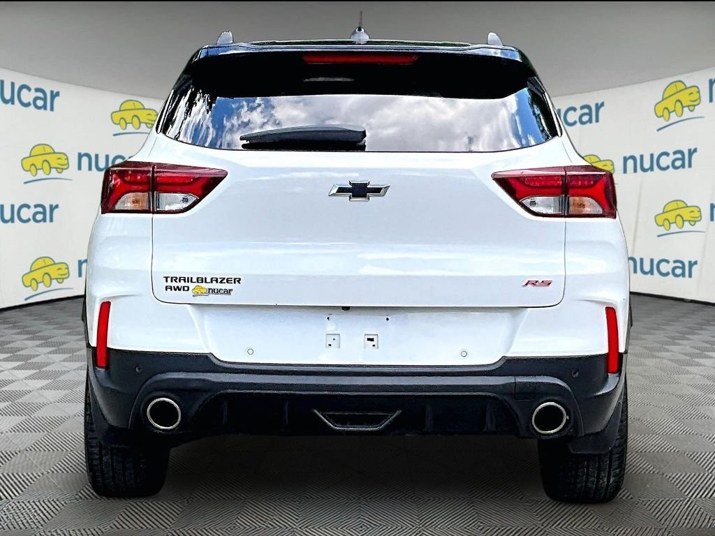 Used 2021 Summit White Chevrolet RS image 5