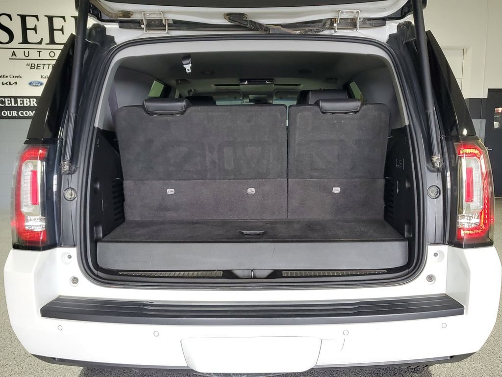Used 2016 White Frost Tricoat GMC SLT image 9