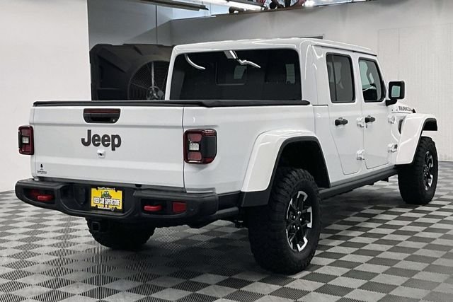 Used 2024 Bright White Clearcoat Jeep Rubicon image 12