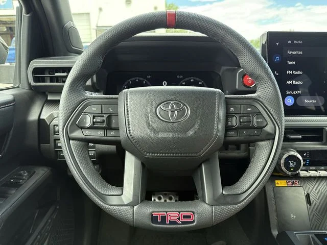 2025 Toyota Tacoma TRD Pro - Photo 14