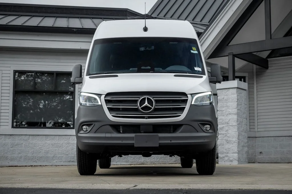 New 2026 Arctic White Mercedes-Benz Cargo 144 WB image 5
