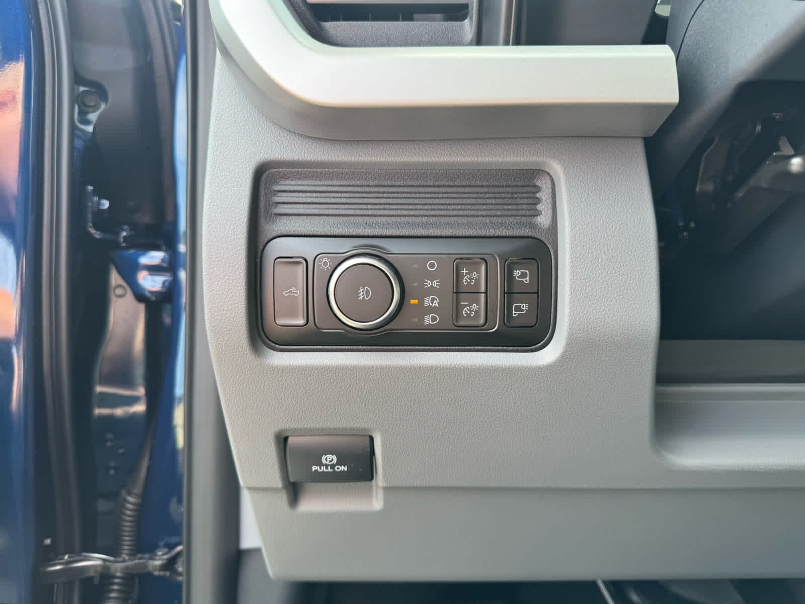 New 2027 Neptune Blue Ford XLT image 15