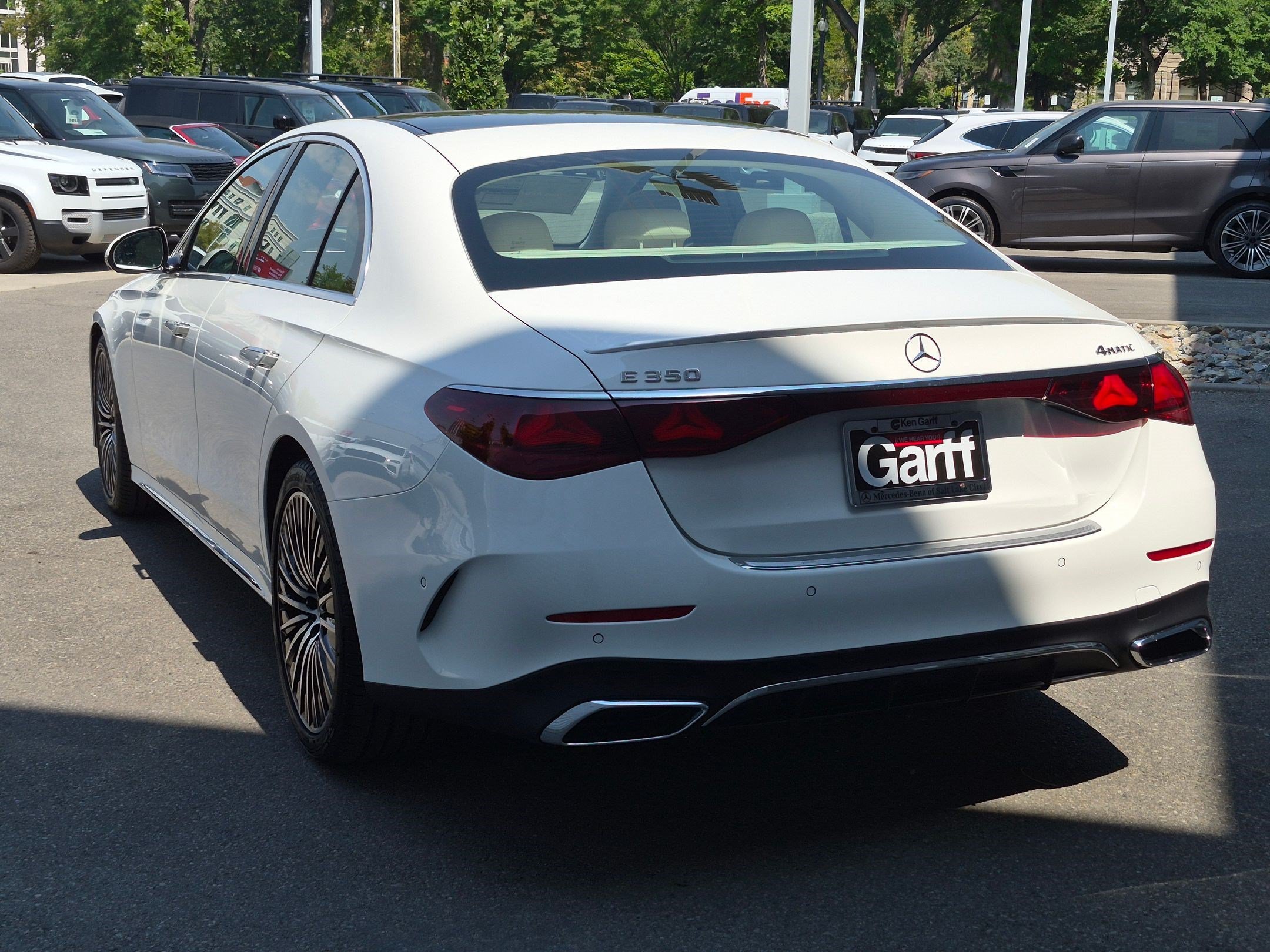 New 2027 Polar White Mercedes-Benz E 350 image 5