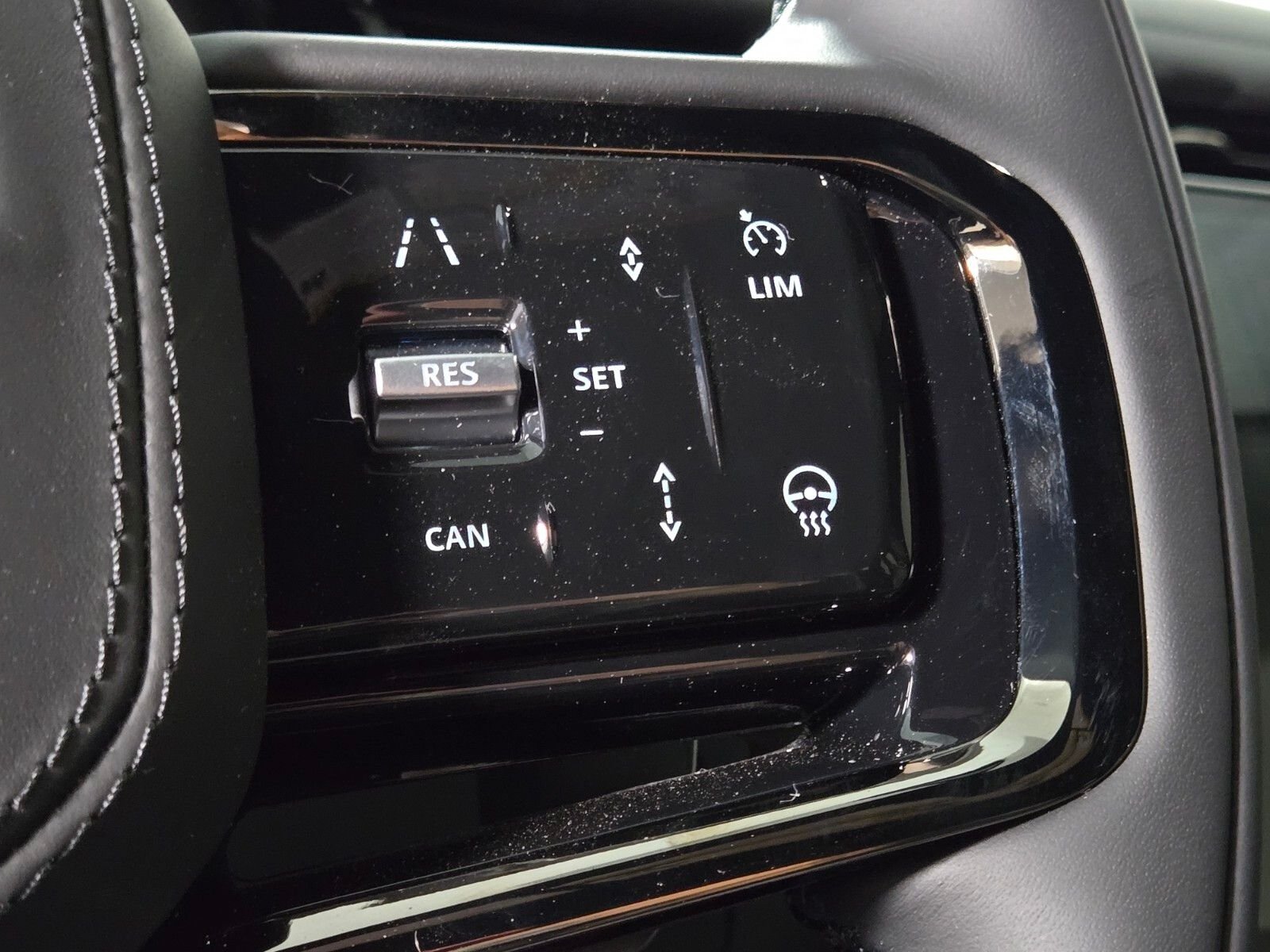 2026 Land Rover Range Rover Velar Dynamic SE - Photo 25